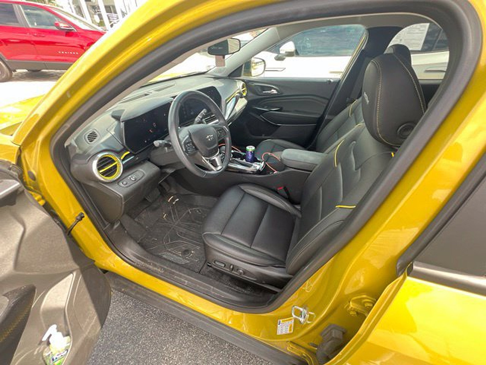 Certified 2024 Chevrolet Trax ACTIV w/ Driver Confidence Package FWD image 11