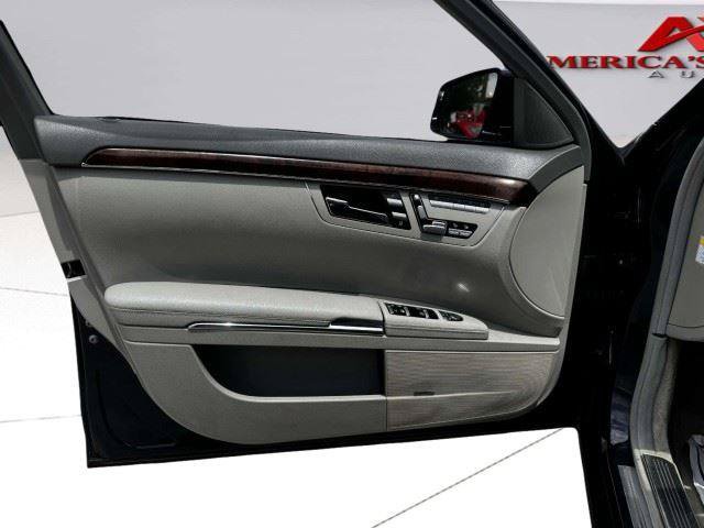 Used 2012 Mercedes-Benz S 550 4MATIC image 19