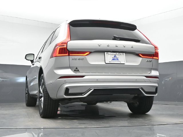 Used 2024 Volvo XC60 B5 Plus w/ Protection Package Premier AWD/4WD image 39