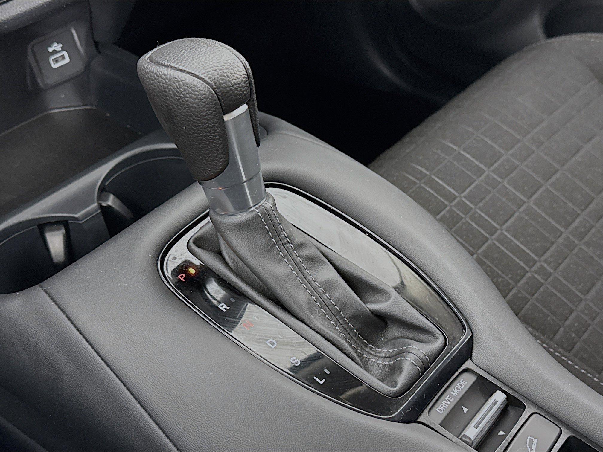 Certified 2023 Honda HR-V LX image 16