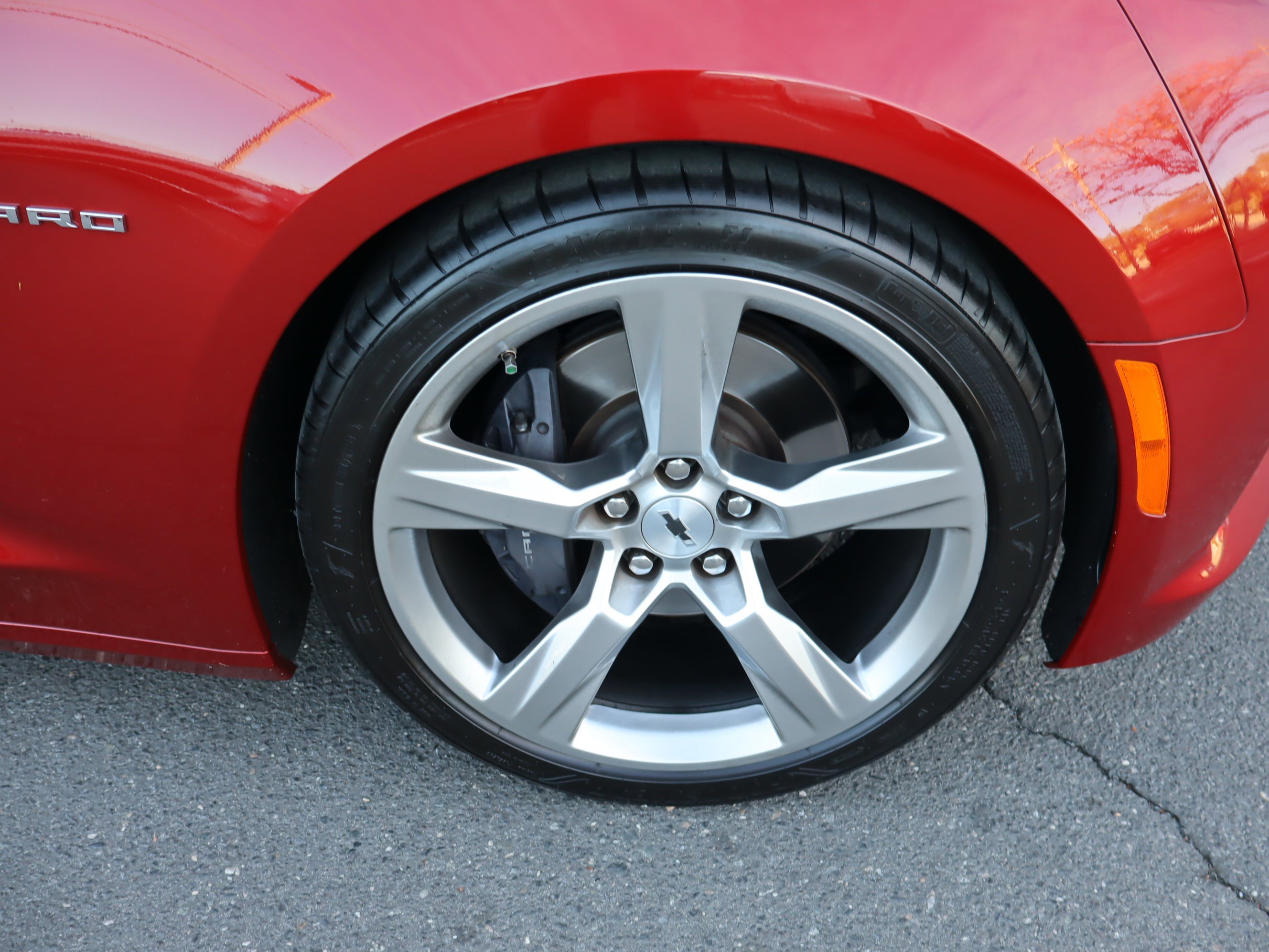 Used 2018 Chevrolet Camaro SS image 34