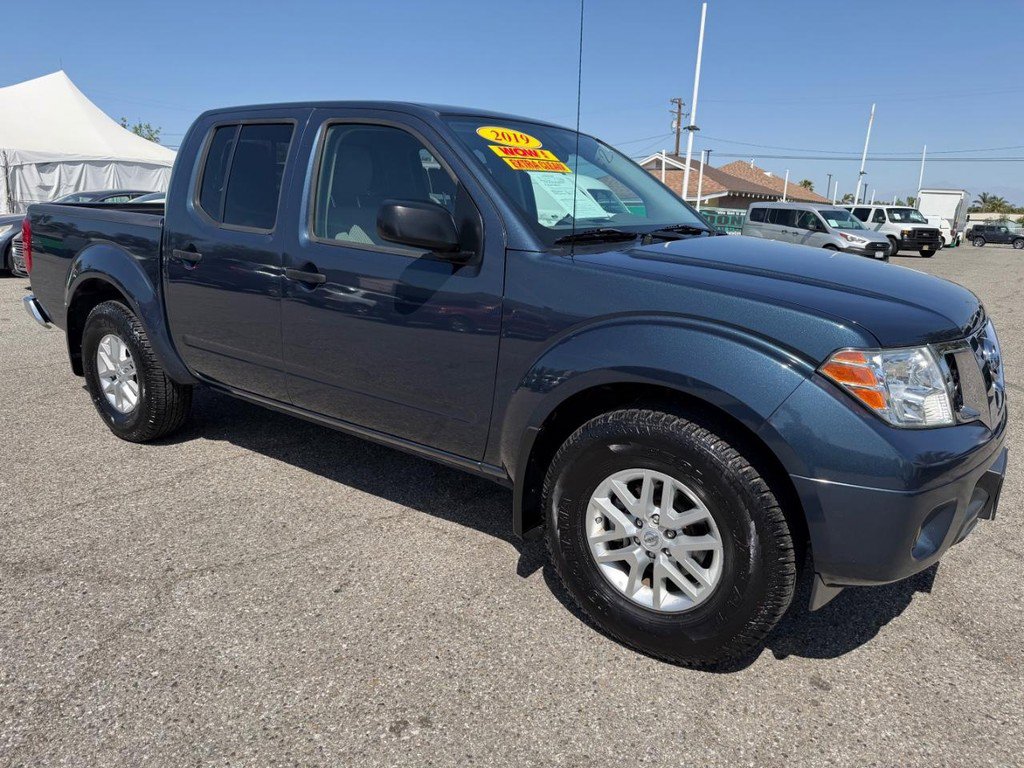 Used 2019 Nissan Frontier SV RWD image 3