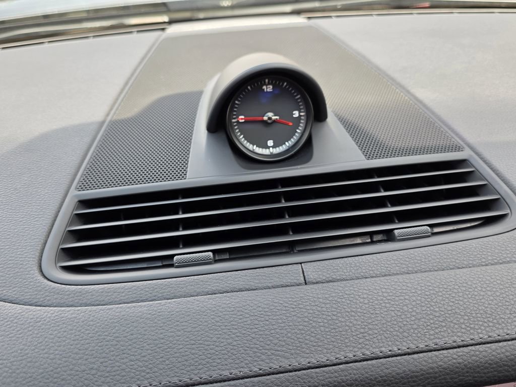 Used 2022 Porsche Panamera 4 Platinum Edition image 34