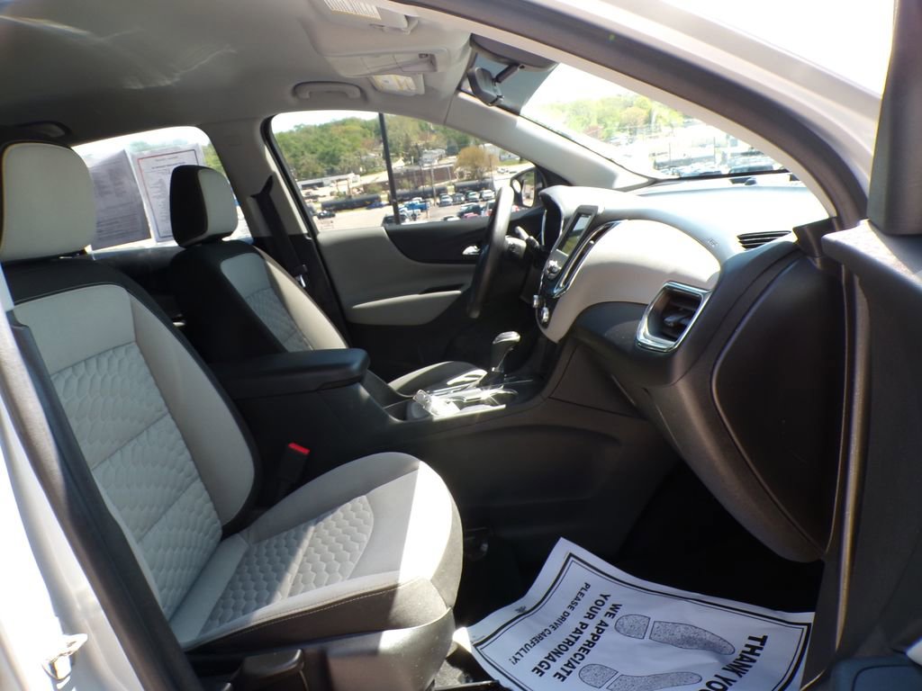 Used 2019 Chevrolet Equinox LS w/ LS Convenience Package AWD/4WD image 14