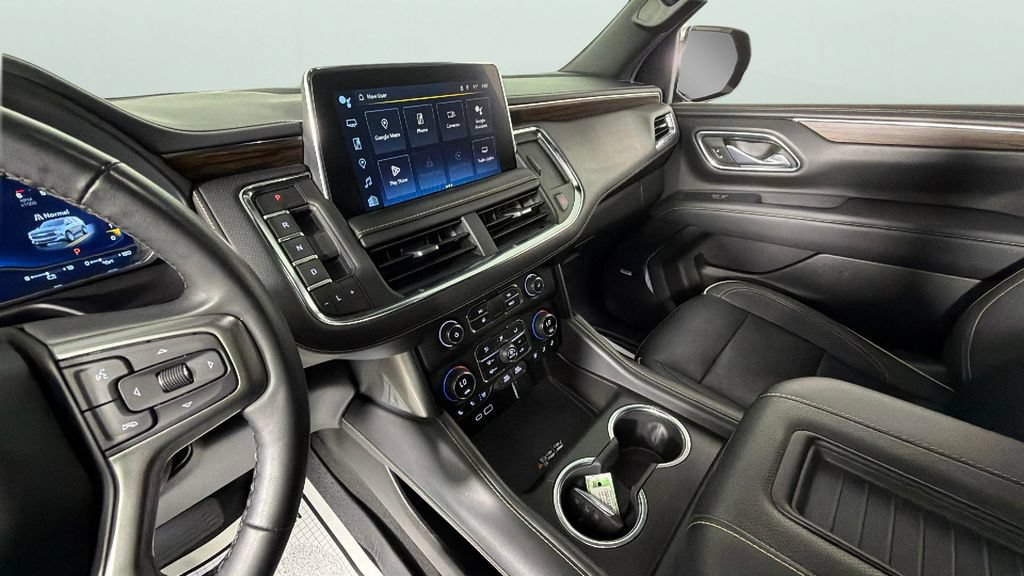 Used 2023 Chevrolet Suburban Premier RWD image 19