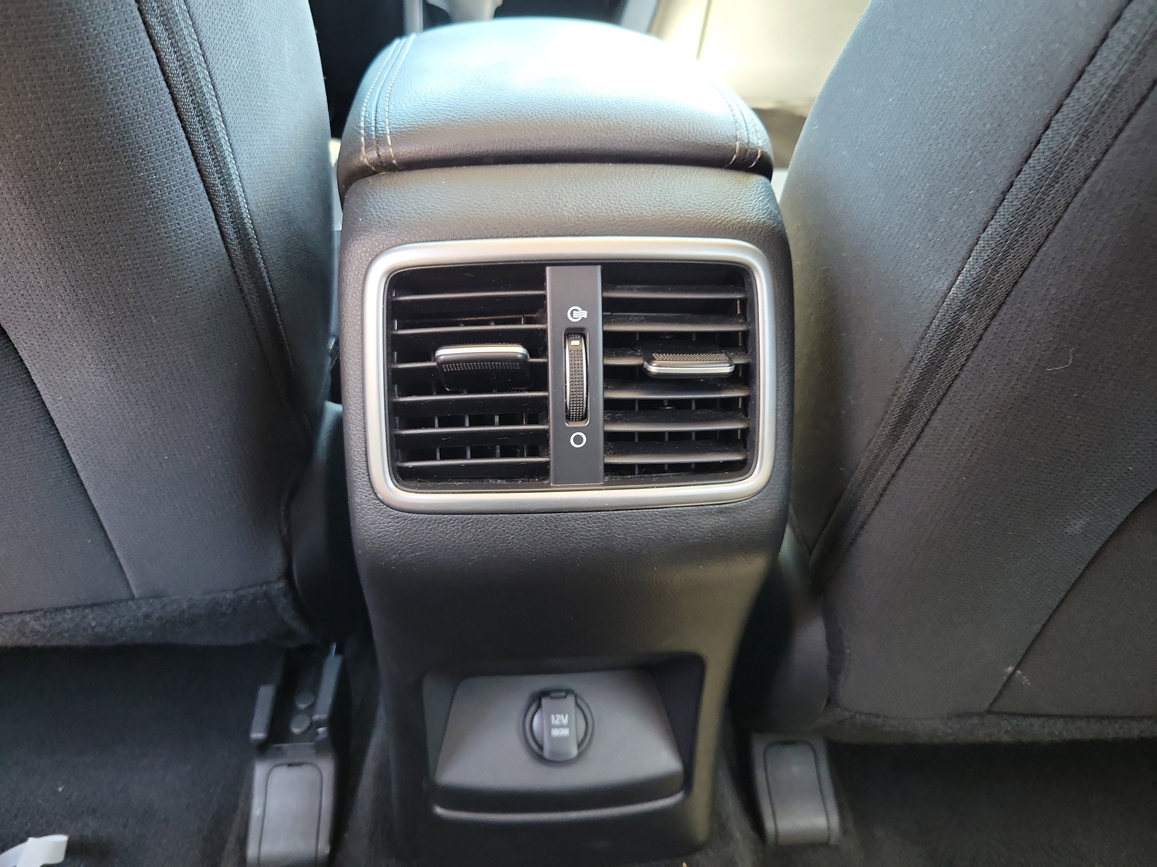 Used 2018 Kia Sportage LX image 9