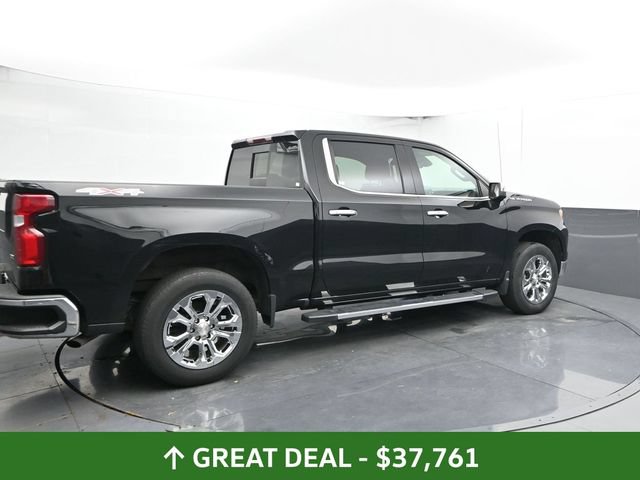 Used 2022 Chevrolet Silverado 1500 LTZ w/ LTZ Convenience Package II AWD/4WD image 2