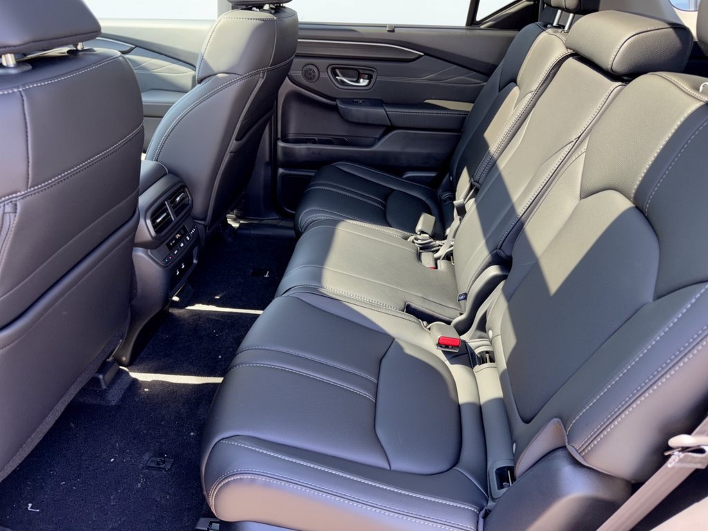 New 2026 Honda Pilot Touring image 25