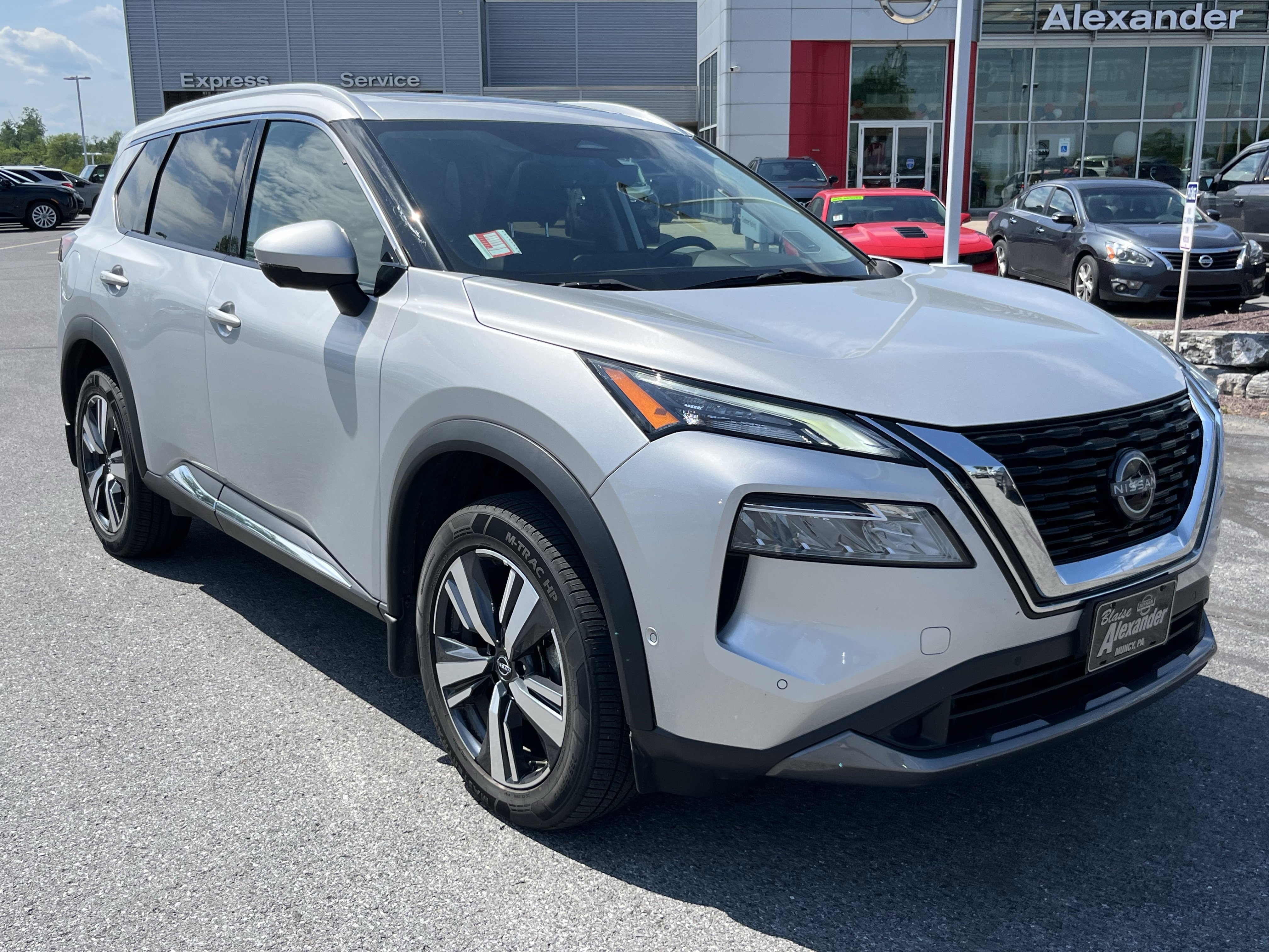 Used 2023 Nissan Rogue SL w/ SL Premium Package AWD/4WD video 1