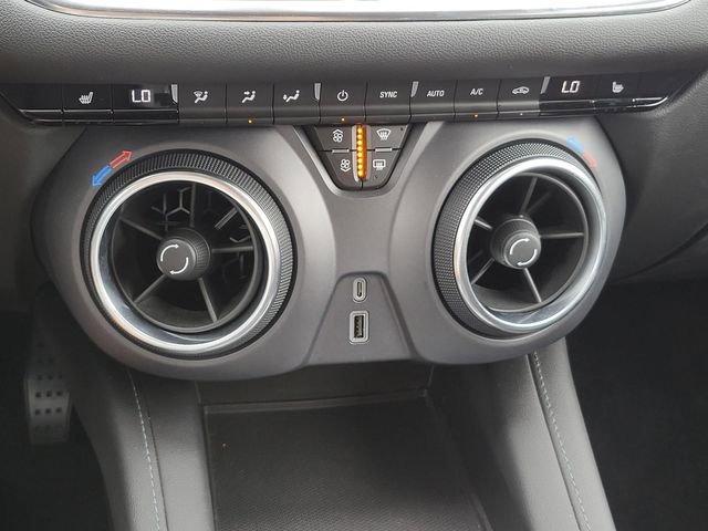 Used 2021 Chevrolet Blazer LT image 24