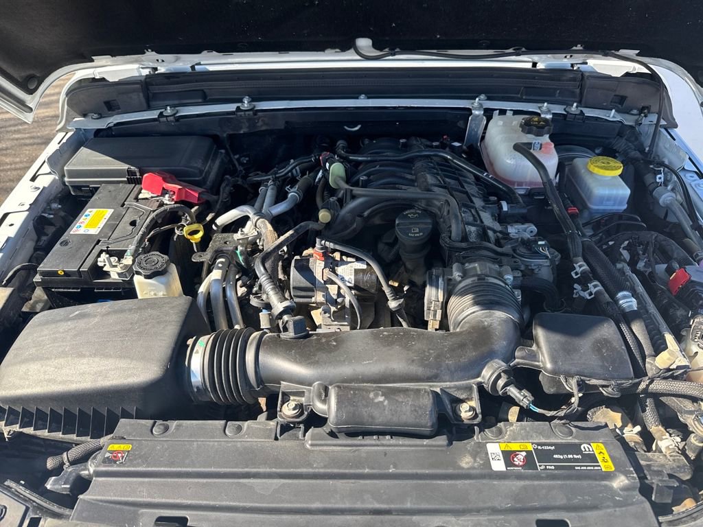 Used 2022 Jeep Wrangler Unlimited Sport image 24