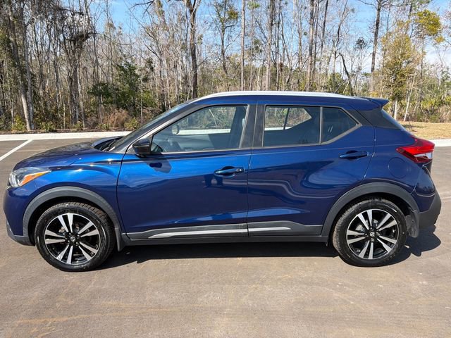Used 2019 Nissan Kicks SR w/ SR Premium Package FWD image 12