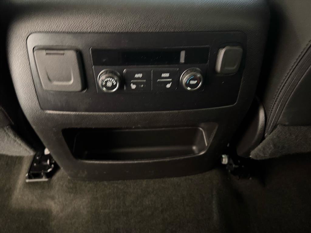 Used 2018 Chevrolet Suburban Premier w/ Max Trailering Package image 13