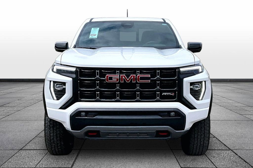 Used 2023 GMC Canyon AT4 w/ AT4 Premium Package AWD/4WD image 3