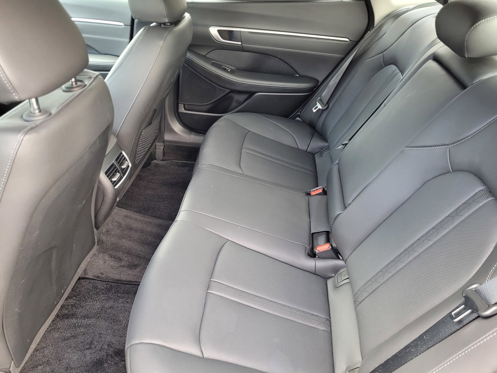 Certified 2025 Hyundai Sonata Limited image 12