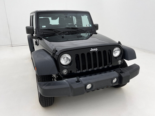 Used 2015 Jeep Wrangler Unlimited Sport w/ Connectivity Group AWD/4WD image 6