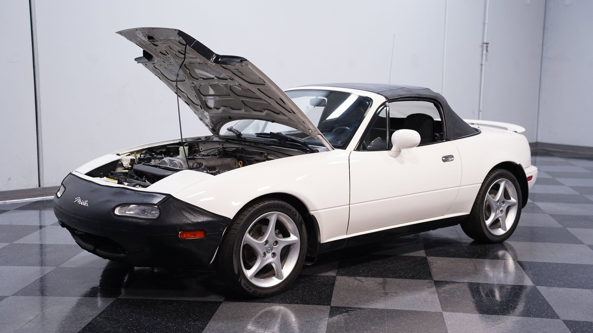 Used 1994 MAZDA MX-5 Miata image 25