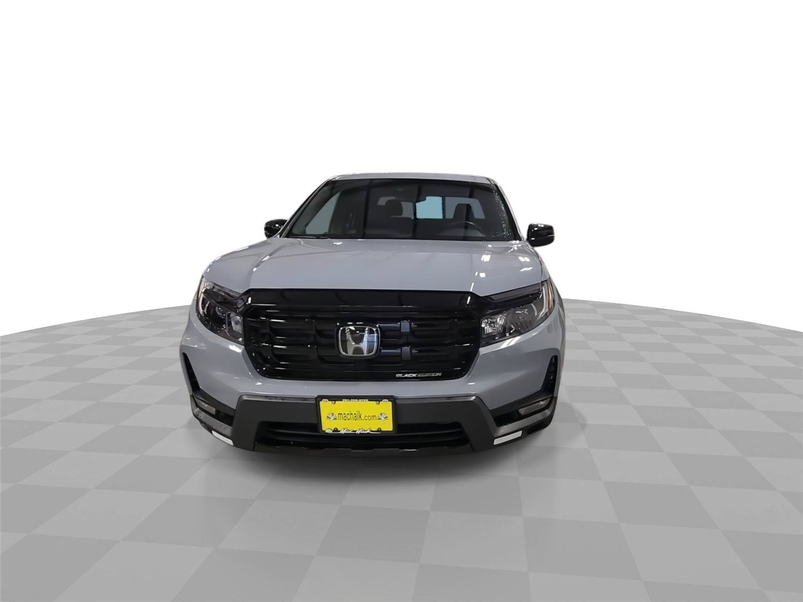 Used 2025 Honda Ridgeline Black Edition image 2