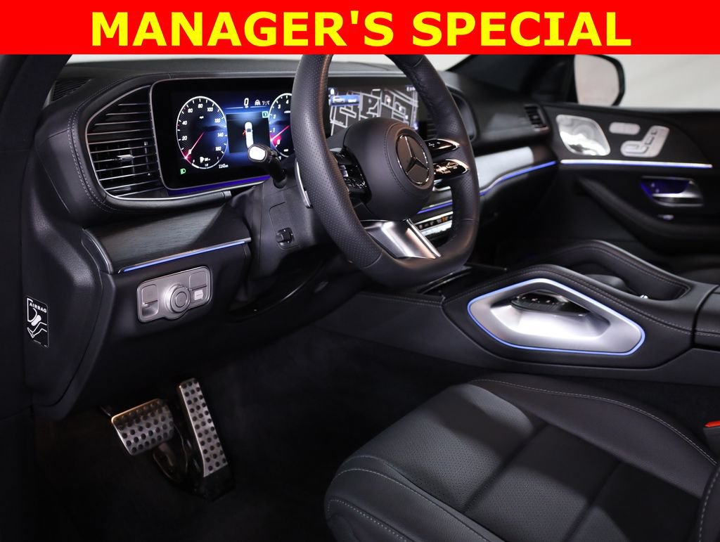 Used 2025 Mercedes-Benz GLS 450 4MATIC image 32