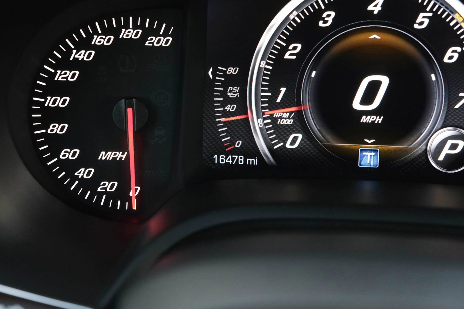 Used 2016 Chevrolet Corvette Stingray Coupe w/ 3LT Preferred Equipment Group image 31