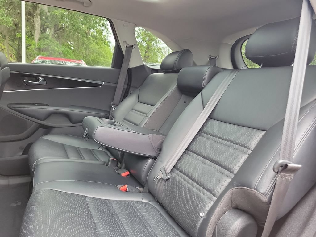Used 2019 Kia Sorento EX AWD/4WD image 14