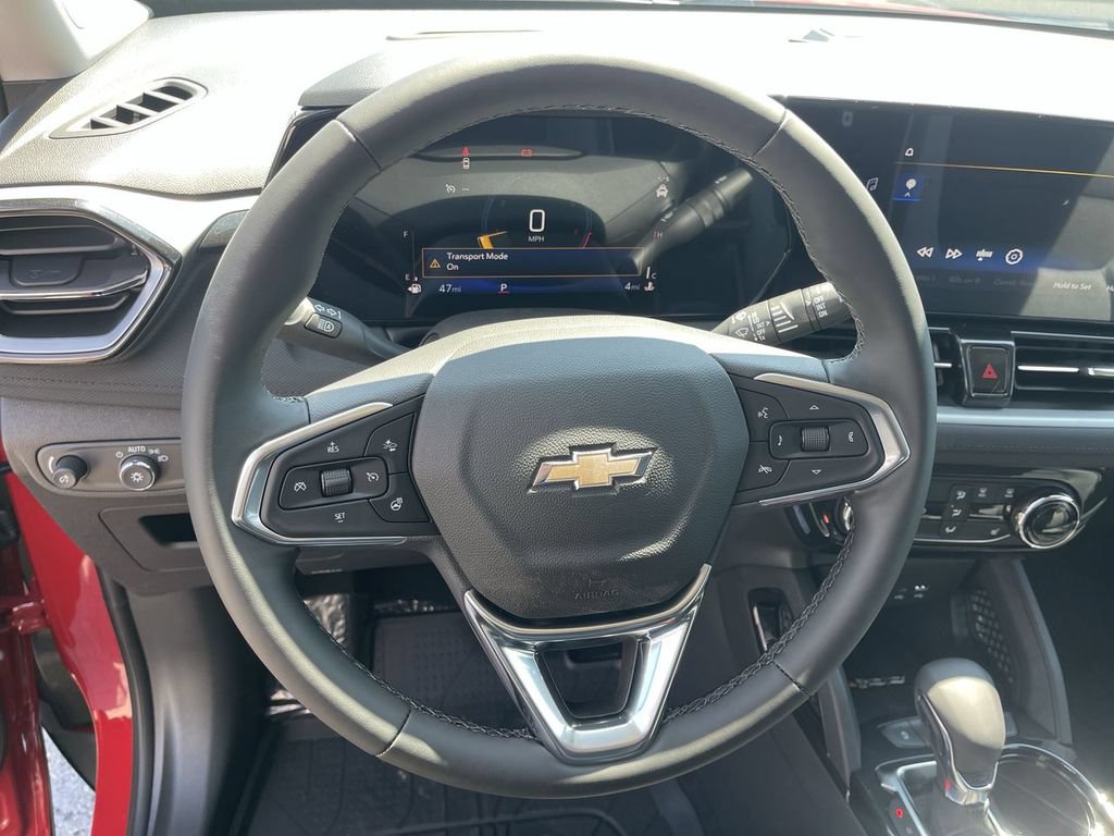 New 2026 Chevrolet TrailBlazer LT w/ Convenience Package FWD image 14