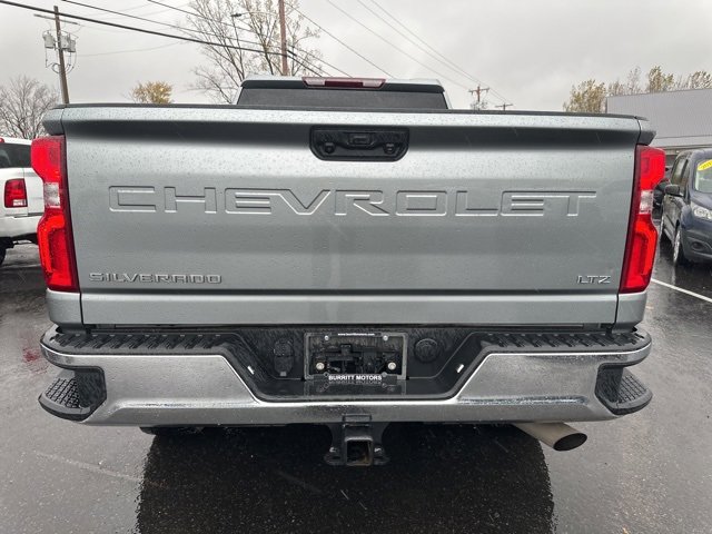 Used 2024 Chevrolet Silverado 2500 LTZ w/ LTZ Convenience Package image 6