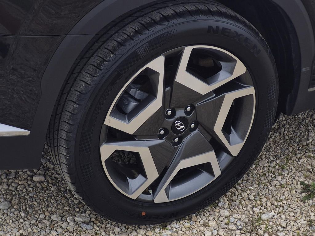 Used 2023 Hyundai Palisade Limited image 8