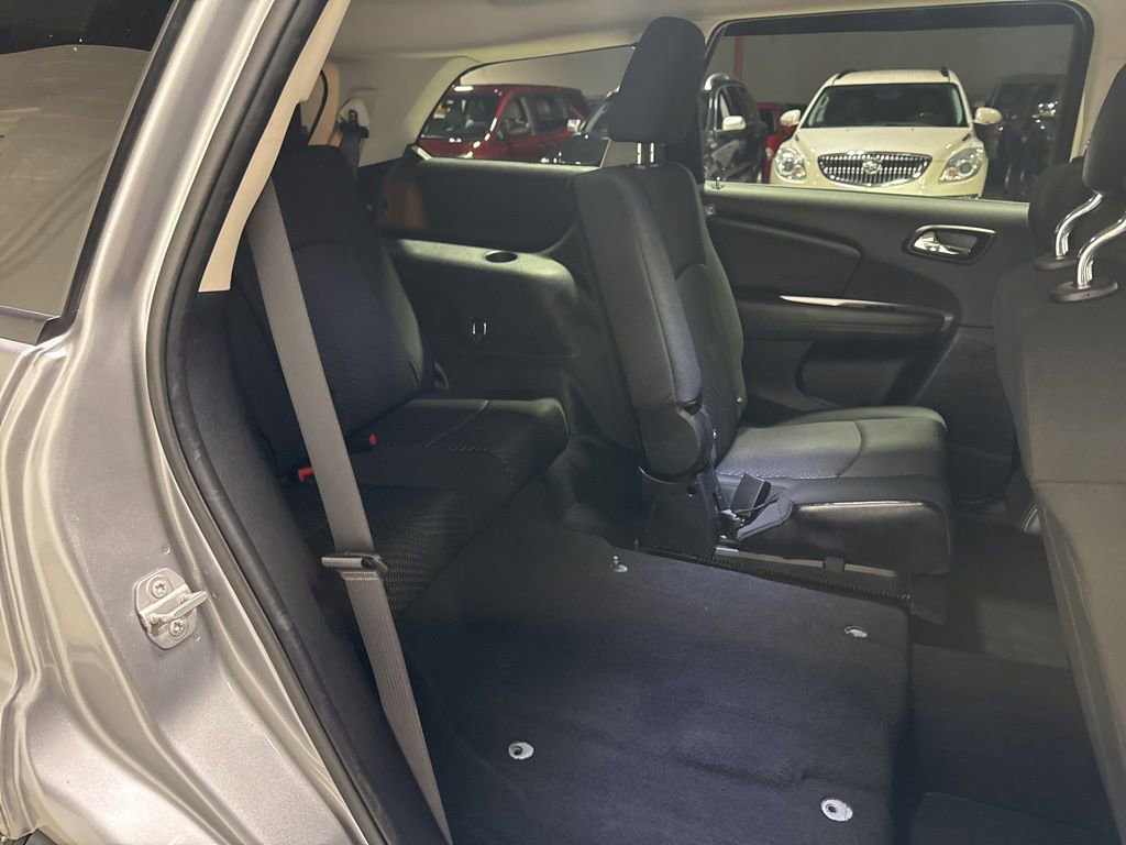 Used 2017 Dodge Journey Crossroad FWD image 36