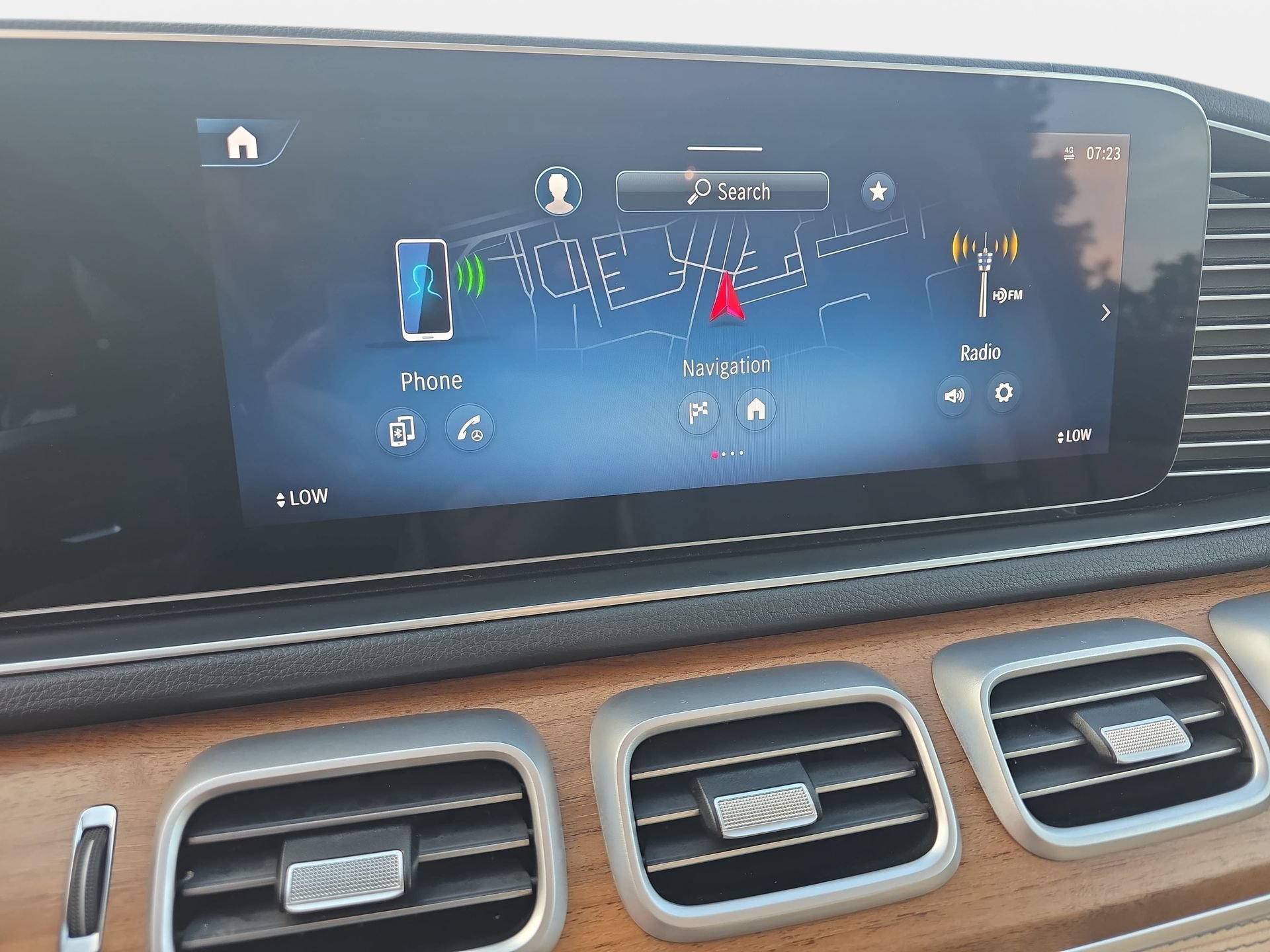 Used 2024 Mercedes-Benz GLS 580 4MATIC image 20