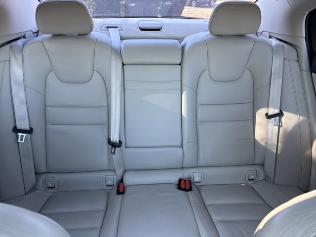 Used 2022 Volvo S60 B5 Inscription w/ Advanced Package image 27