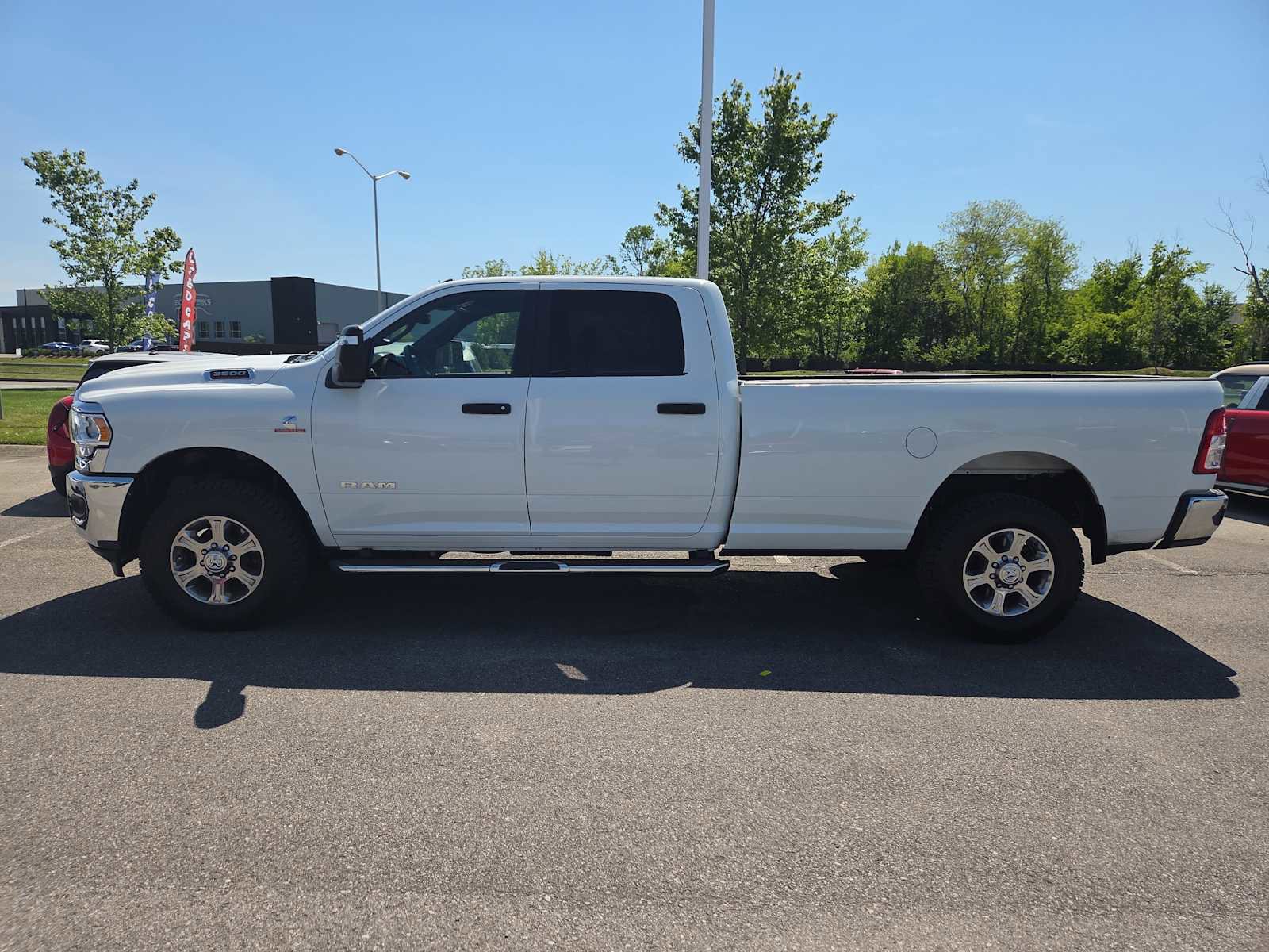 Used 2024 RAM 3500 Big Horn AWD/4WD image 4