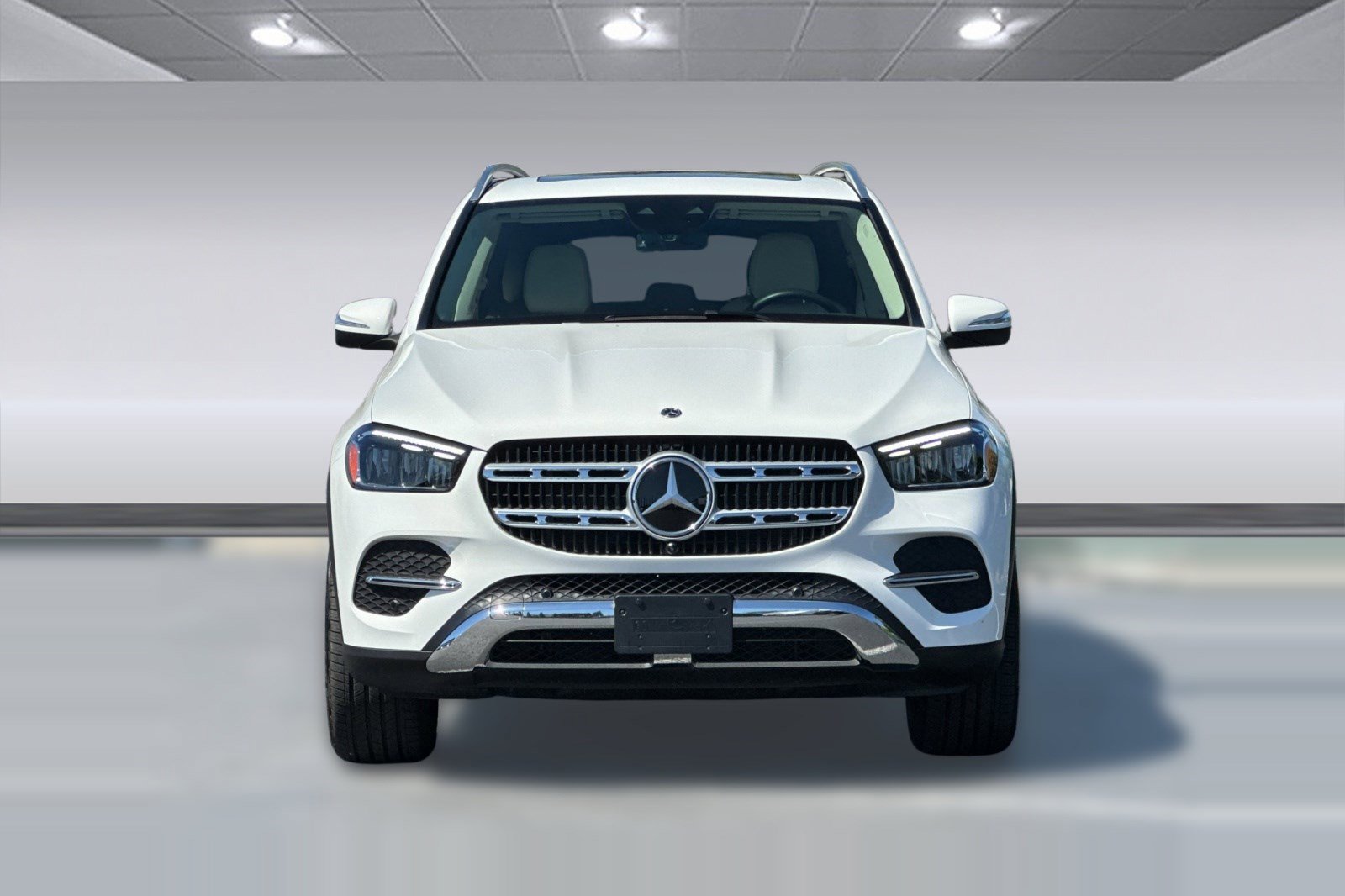 Used 2025 Mercedes-Benz GLE 450e 4MATIC image 5
