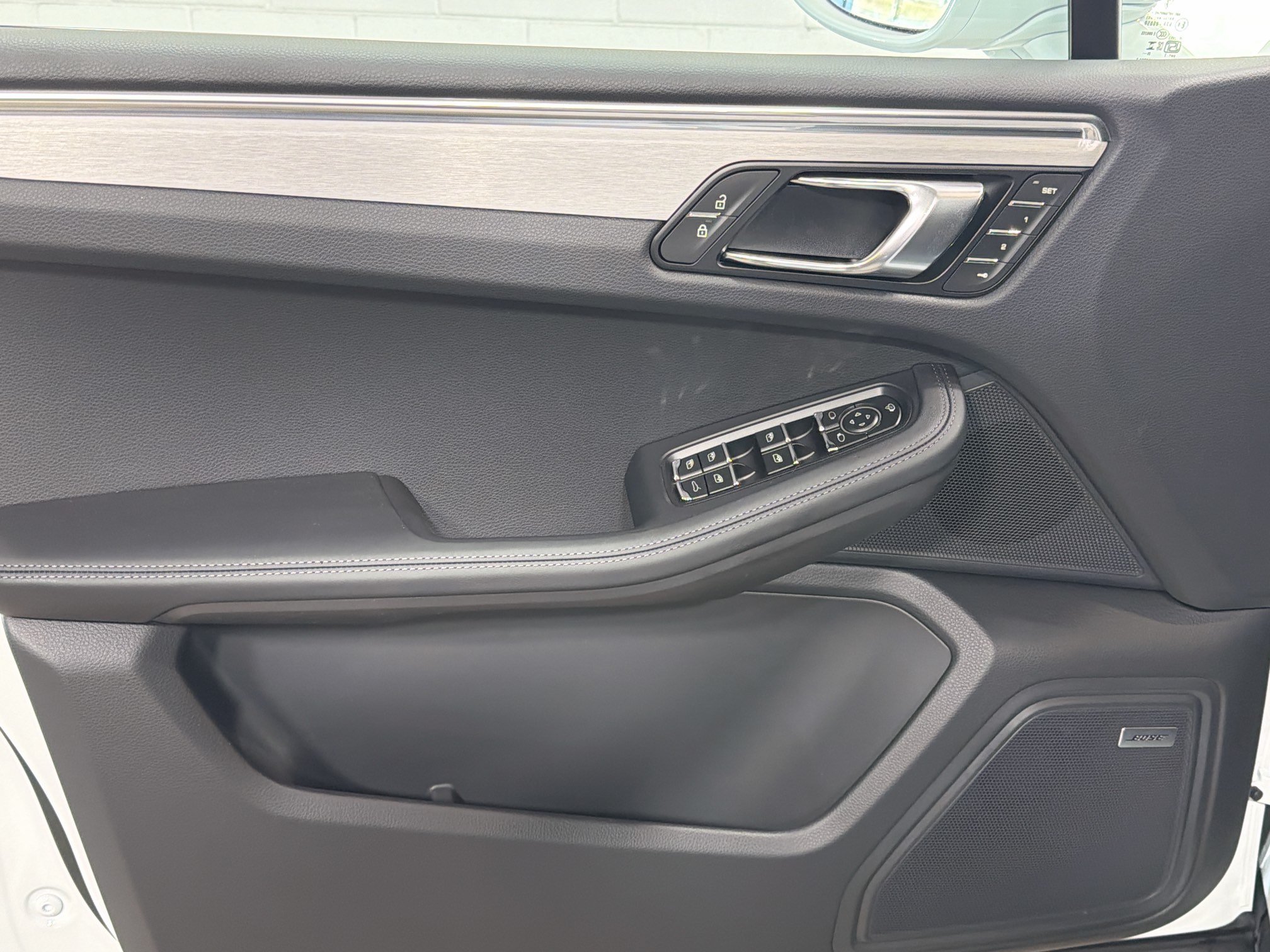 Certified 2026 Porsche Macan S AWD/4WD image 22