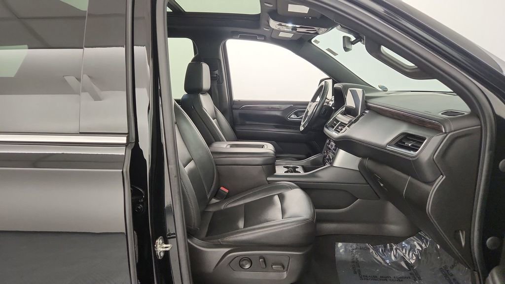 Used 2021 Chevrolet Tahoe LT AWD/4WD image 30