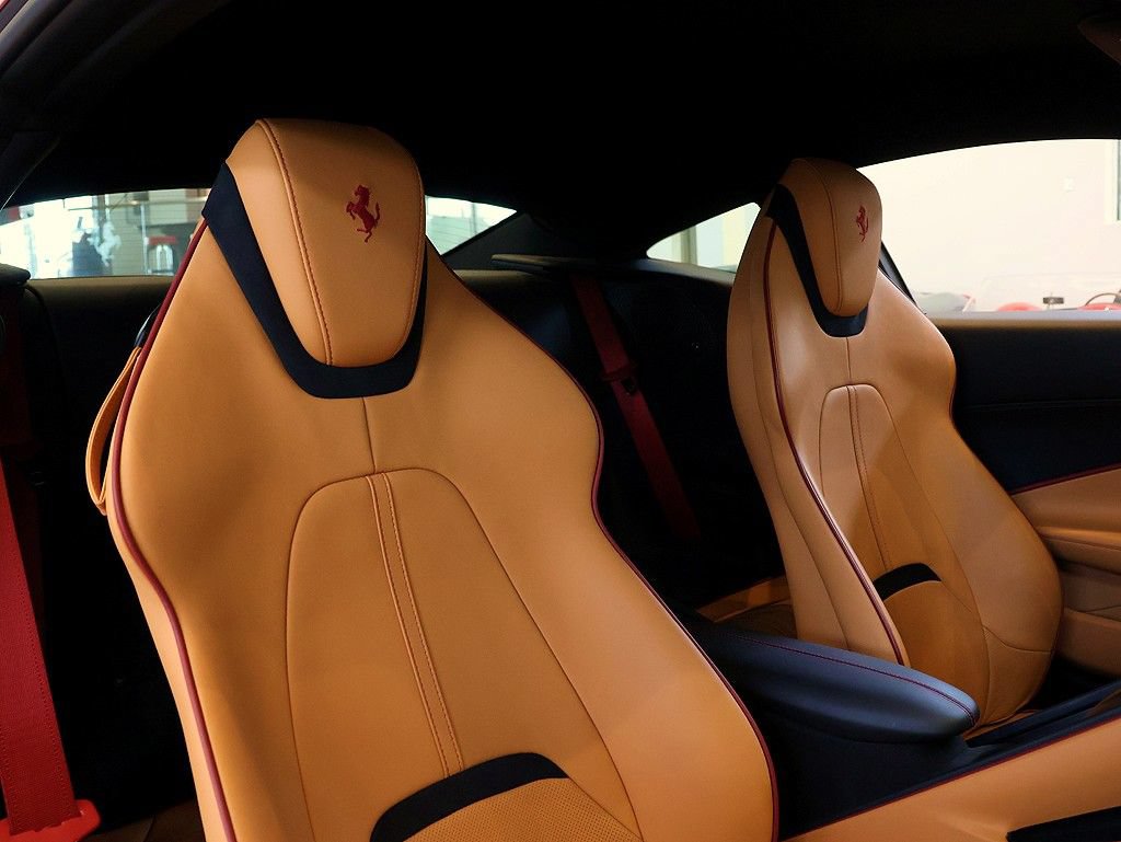 Certified 2022 Ferrari Roma RWD image 44