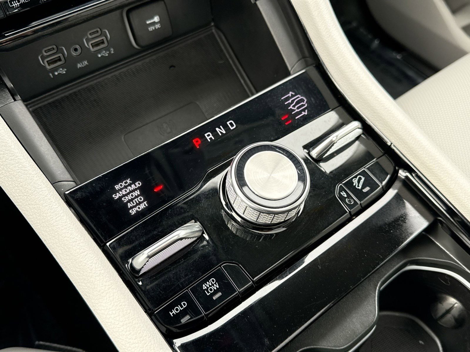 Used 2023 Jeep Grand Cherokee L Overland w/ Advanced Protech Group III image 22