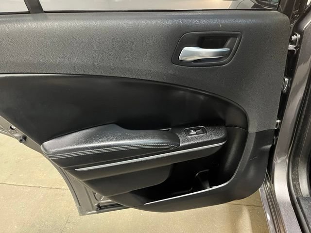Used 2021 Dodge Charger SXT w/ Leather Interior Group RWD image 32