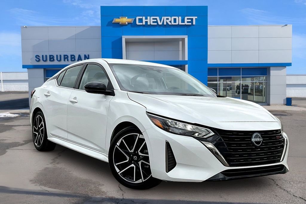 Used 2025 Nissan Sentra SR image 11