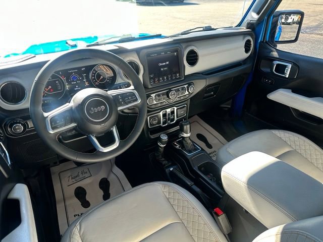 Used 2023 Jeep Gladiator Overland AWD/4WD image 17