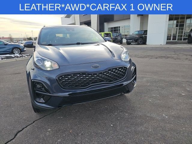 Used 2022 Kia Sportage Nightfall Edition image 4