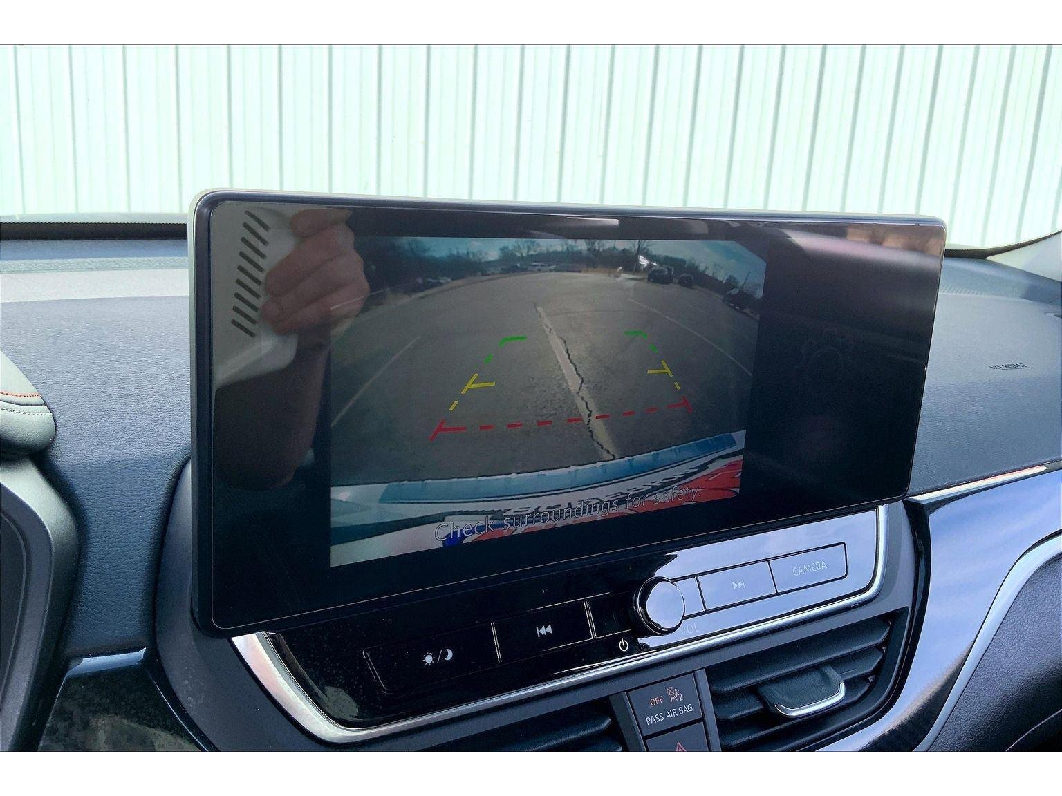 Used 2023 Nissan Altima 2.5 SR w/ SR Premium Package image 19