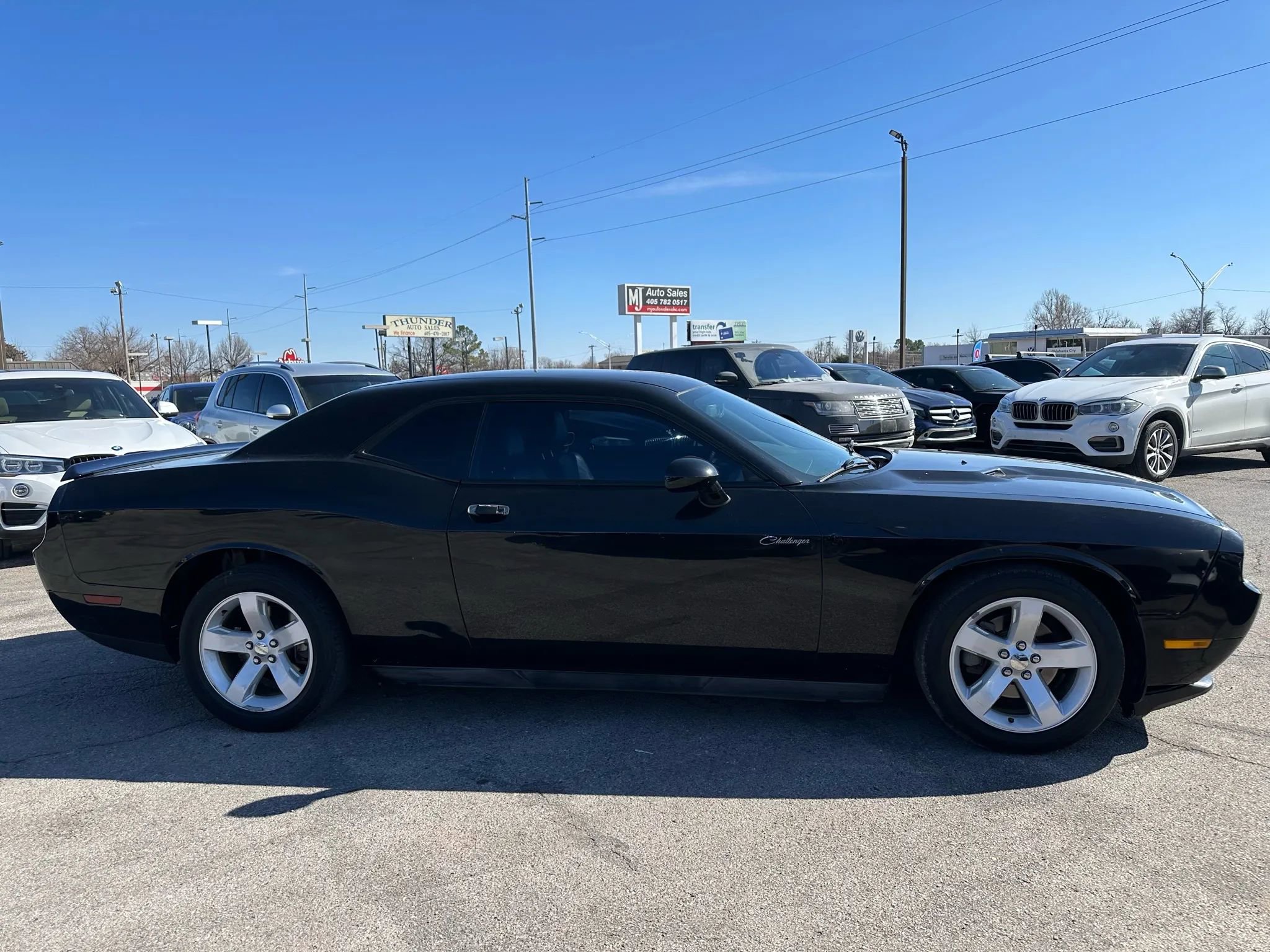 Used 2013 Dodge Challenger SXT Plus image 31