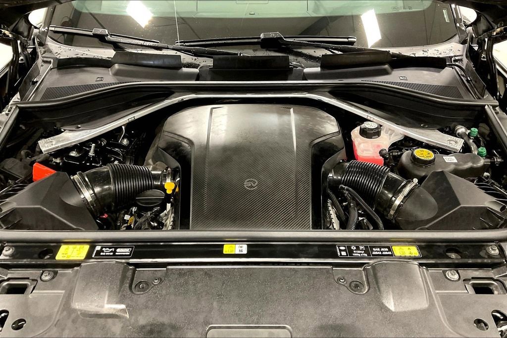 Used 2024 Land Rover Range Rover SV image 30