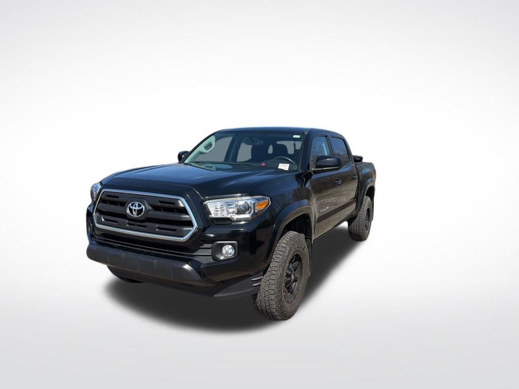 Used 2017 Toyota Tacoma SR5 w/ Tow Package AWD/4WD image 2