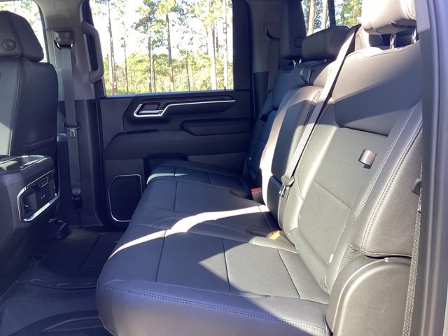 New 2025 GMC Sierra 2500 SLT w/ SLT Premium Package image 18