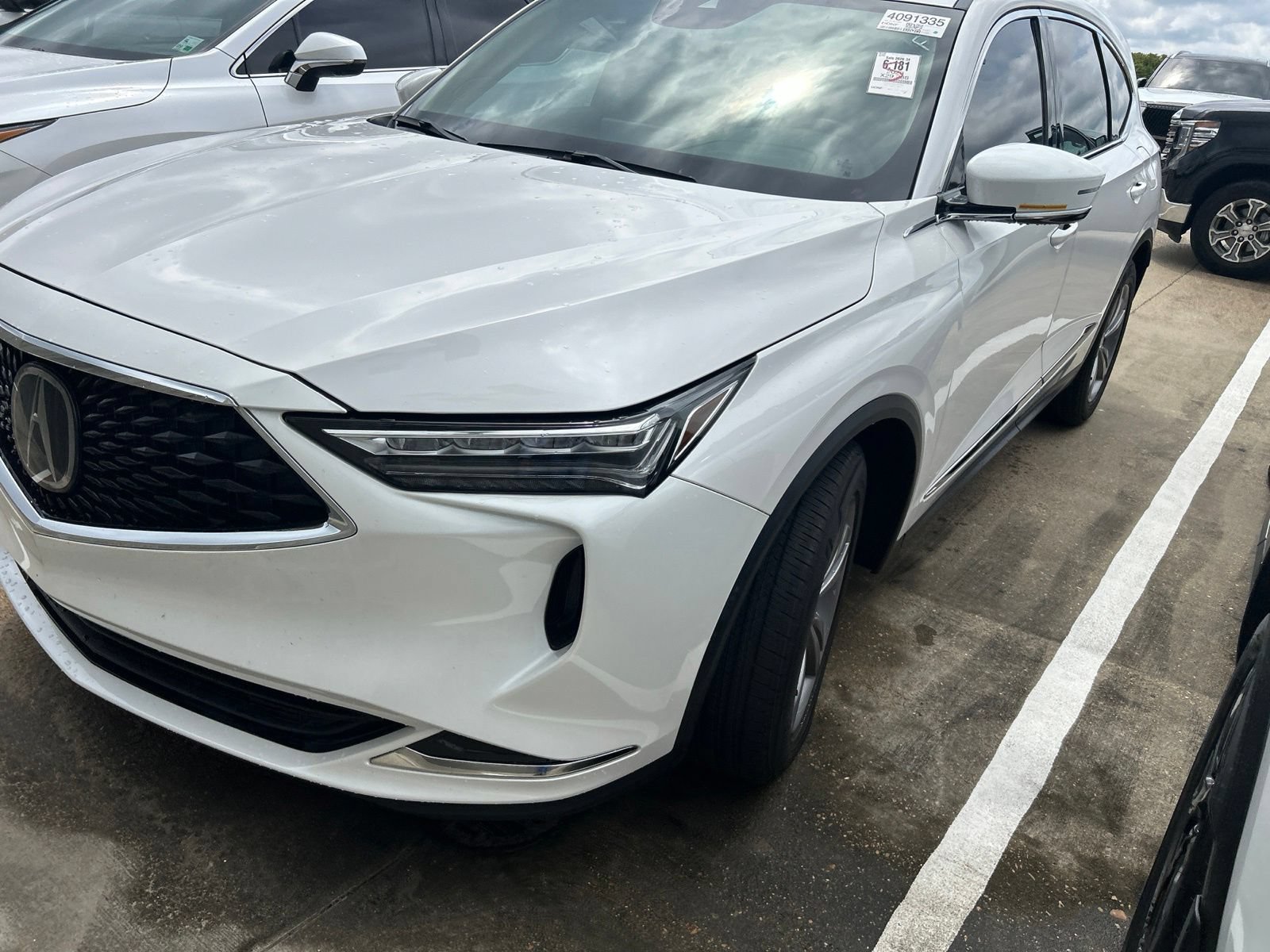 Used 2023 Acura MDX FWD image 17