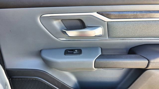 Used 2022 RAM 1500 Big Horn image 32