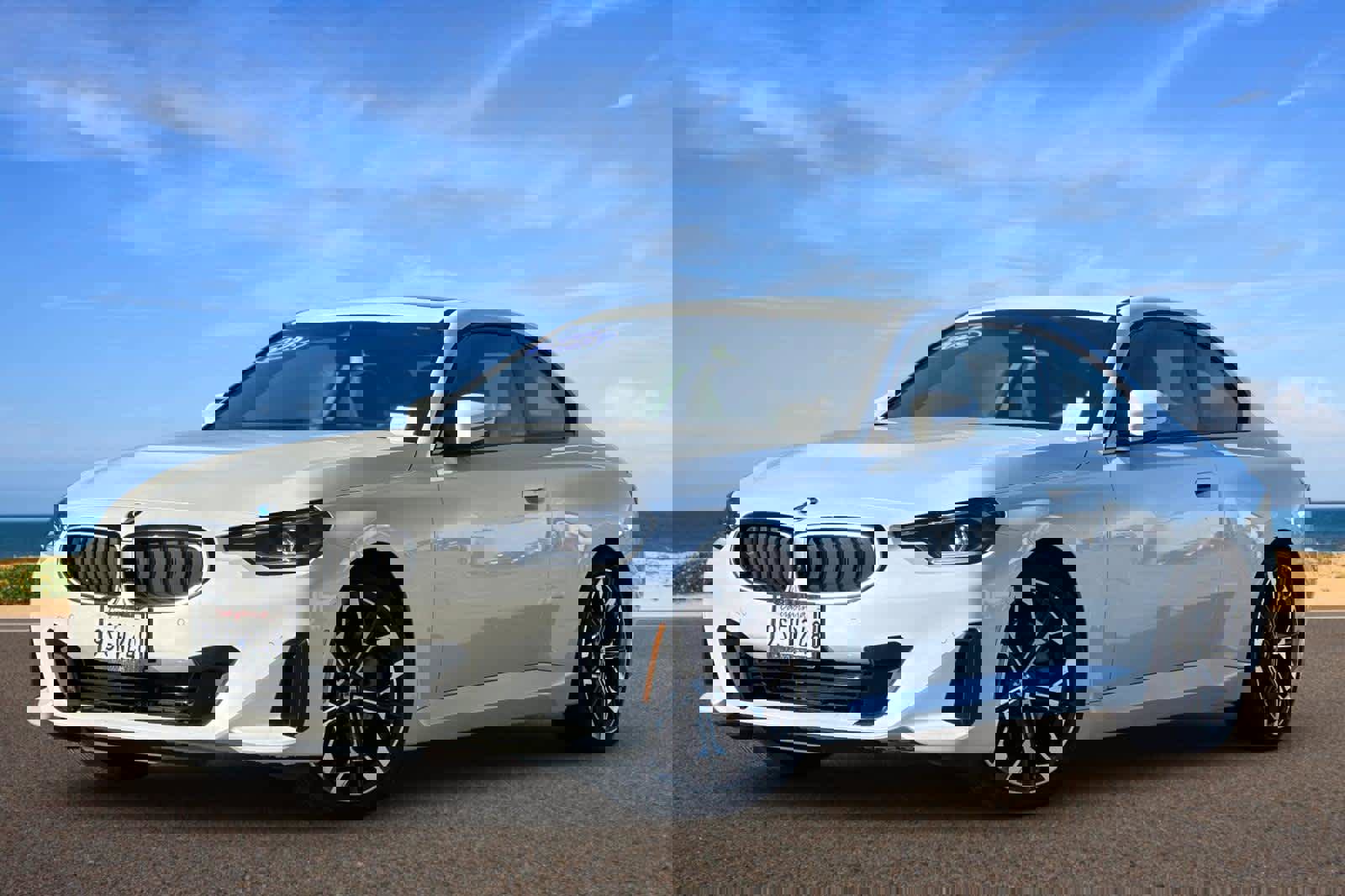 Used 2025 BMW 230i 230i w/ Convenience Package image 1