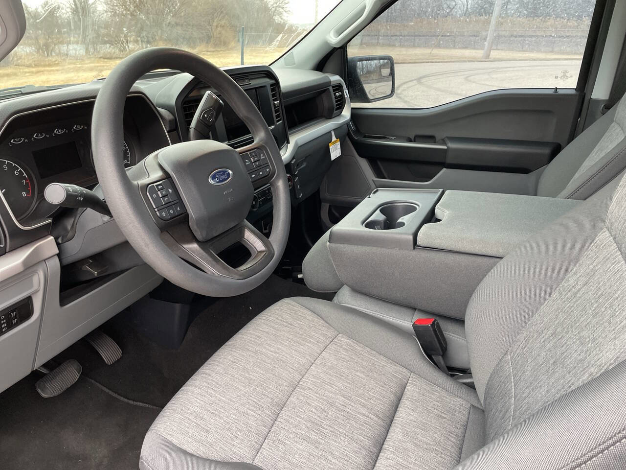 Used 2023 Ford F150 XL image 24